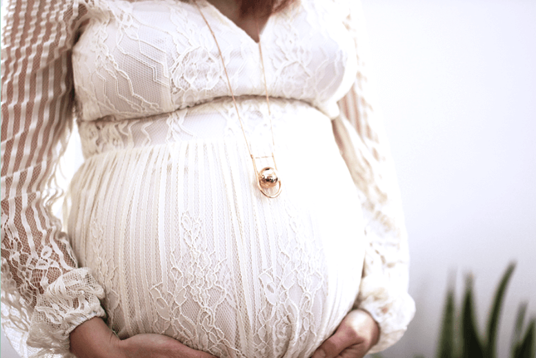 Le collier bola grossesse : zénitude et connexion maman-bébé.